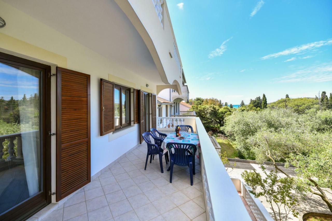 Apartments Mrva Углян Экстерьер фото